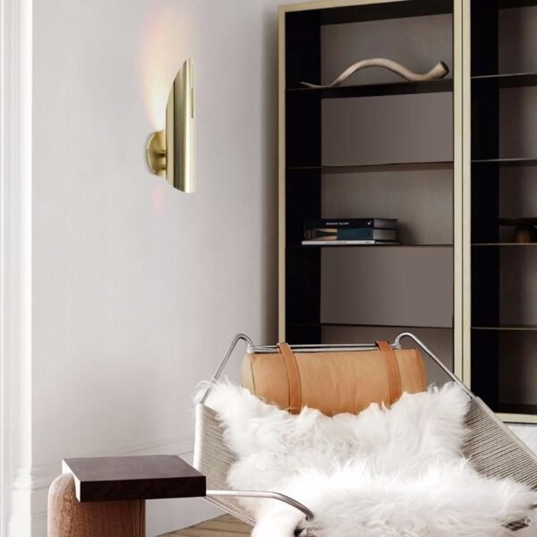 1-Light Designer Mid-century LED Wall Sconce - Image 3