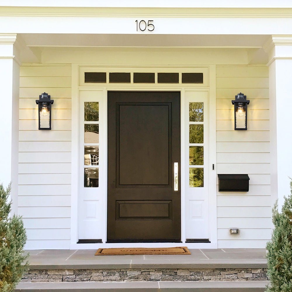 IP20 Hammer Glass Lantern Outdoor Wall Sconce - Image 2