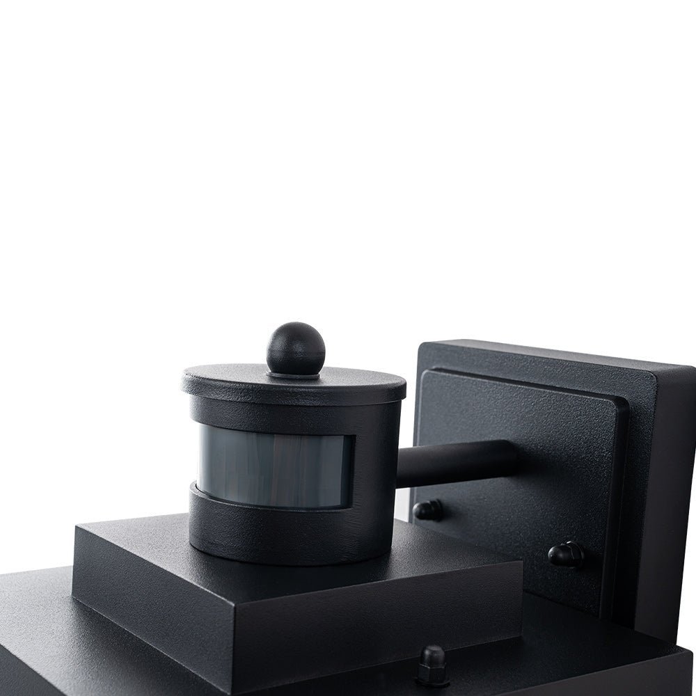 IP20 Hammer Glass Lantern Outdoor Wall Sconce - Image 12